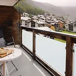 Siesta-1 By Interhome Daire Zermatt